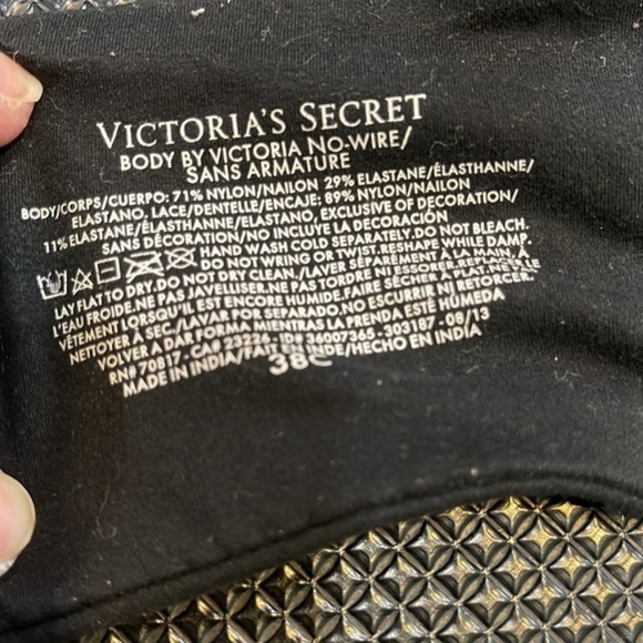Victoria’s Secret No-Wire Bra 38C Black - Picture 6 of 6